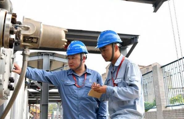 武漢石化優化設備管道 乙烯年產擴能多達30萬噸 武漢石化優化設備管道 乙烯年產擴能多達30萬噸